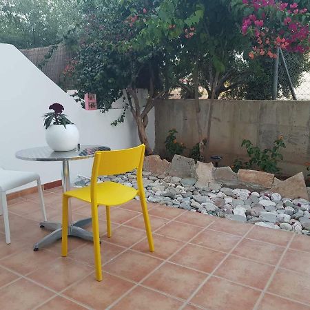 Ground Floor Studio Пафос Экстерьер фото
